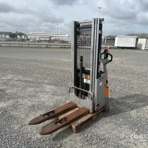 2009 Still EXV12 1200 kg Electric Stacker