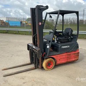 2004 Linde E14-02 1400 kg Electric Forklift (Inoperable)
