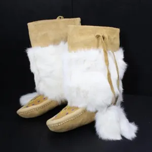 HANDMADE MUKLUKS W/ BLUE BEADING, W SIZE 6