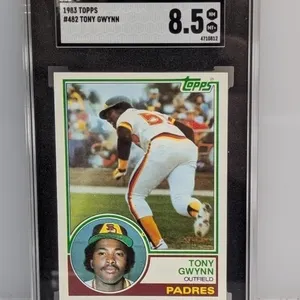 1983 Topps #482 Tony Gwynn RC SGC 8. 5