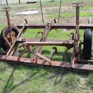 Pull Type 7.7' Chisel (broken hitch)