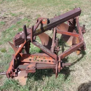Allis 3pt. 3 Bottom Plow (19" shares)