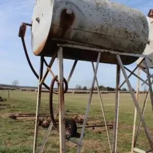 250 gal. Diesel Fuel Tank & Stand w/Nozzle