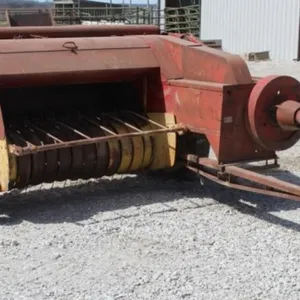 New Holland 68 Square Baler