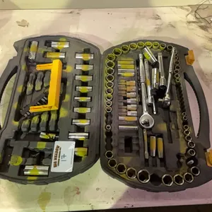 Ratchet/Socket Set - incomplete