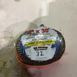 Unused 4”x30’ tow strap