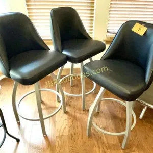 (3) BLACK METAL BARSTOOLS