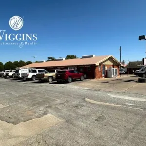 4/23 West Acres Grocery-Gas- Deli (Ongoing Busines), Okeene,