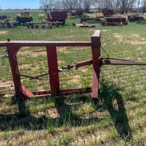 My-D-Hand-D hay bale lift