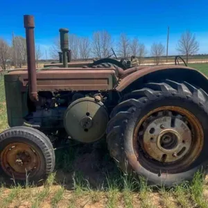 Vintage John Deere D tractor