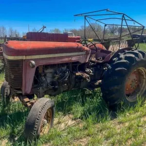 Massey-Ferguson 85 Tractor