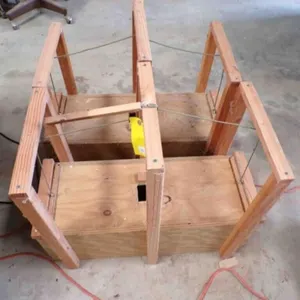 2-wood animal traps