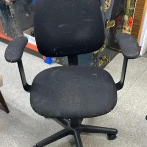 Rolling office chair. *NO SHIPPING #LYS