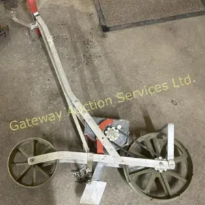 Garden Seeder with discs