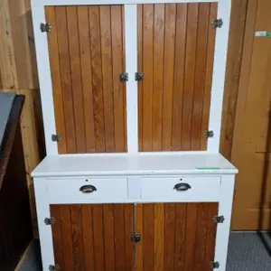 Vintage 1 piece cupboard. Great for storage.