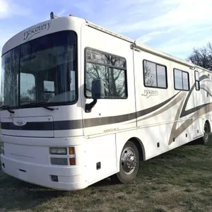 2000 Fleetwood/ Freighter Diesel Pusher