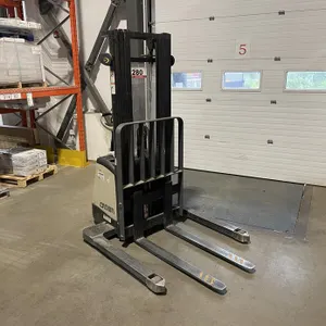 Crown SX3000-30 Power Pallet Jack
 UNRESERVED