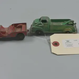 Tootsietoy No. 703 Wrecker & No 709 Jeep