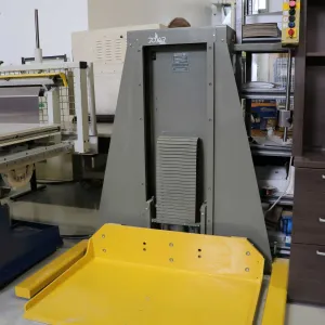 Polar MOHR model L-600-W-3 lifter #6472008 with auto height.  -  See video on website shot on March 