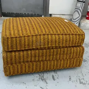 RETRO OTTOMAN ON WHEELS