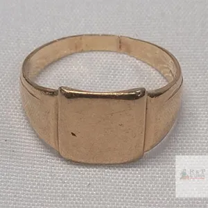 Vintage Men's 10K Gold Square Signet Ring , Size 6 . 2.8 Grams