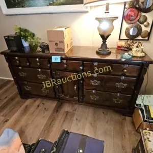 HEAVY WOOD DRESSER BASE