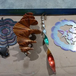 3 Metal/1 Wood decorative hanging spinners