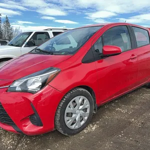 2018 Toyota Yaris Hatchback LE Car, 2WD, 1.5L, 86,241km, Red, *VIN VNKKTUD30JA087087 (P10-R2-S113)
