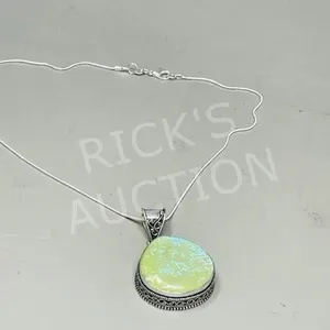 Opal & 925 silver pendant & chain
