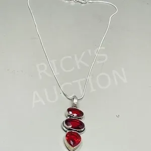 Garnet & 925 silver pendant & chain