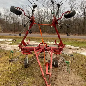 New Idea 4217 Tedder - Prairie Farm, WI