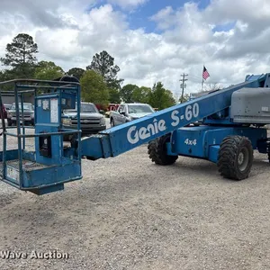 2000 Genie S-60 boom lift