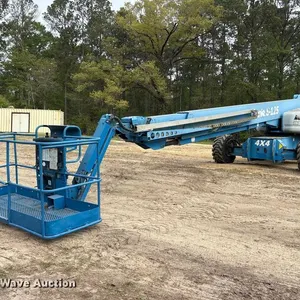 2010 Genie S-125 boom lift