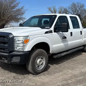 2015 Ford F250 Super Duty Crew Cab pickup truck