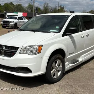 2018 Dodge Grand Caravan handicap accessible van