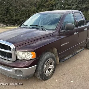 2004 Dodge Ram 1500 Ext. Cab pickup truck