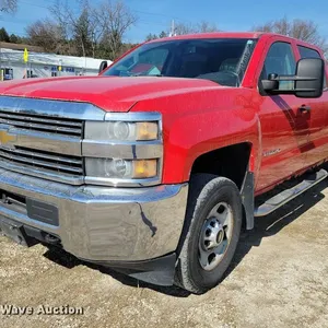 2015 Chevrolet  Silverado 2500HD  Crew Cab pickup truck