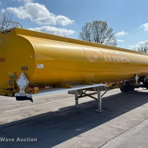 2010 Beall tank trailer