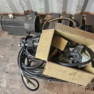 Motor, Hydraulic Hoses & Ram
 UNRESERVED