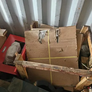 Sandblaster Case and Crate of Screens
 UNRESERVED