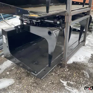 2025 GIYI Skid Steer Plate Grabber Attachment
 UNRESERVED