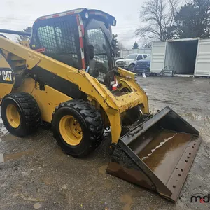 2015 272D Caterpillar Skid Steer
 UNRESERVED