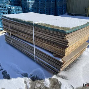 Lift of Plywood (Approx. 96"x48")
 UNRESERVED