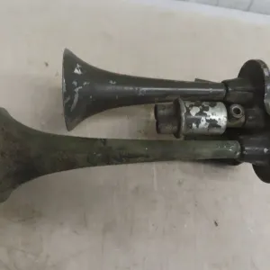 Vintage Military Bendix Westinghouse Dual Trumpet Air Horn – Possibly from Mack Truck or Vessel