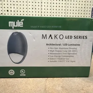 Mako LED Light, Aluminum Housing, Dark Bronze