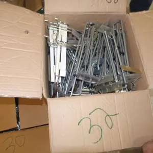 BOX OF PEG BOARD HOOKS