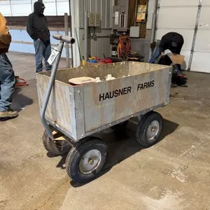 Wagon - Contents not included