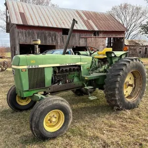 John Deere 2840 Tractor