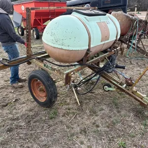 200 gal Trailer Sprayer 26' Booms
