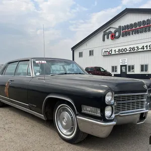 1966 Cadillac Fleetwood Car
 UNRESERVED